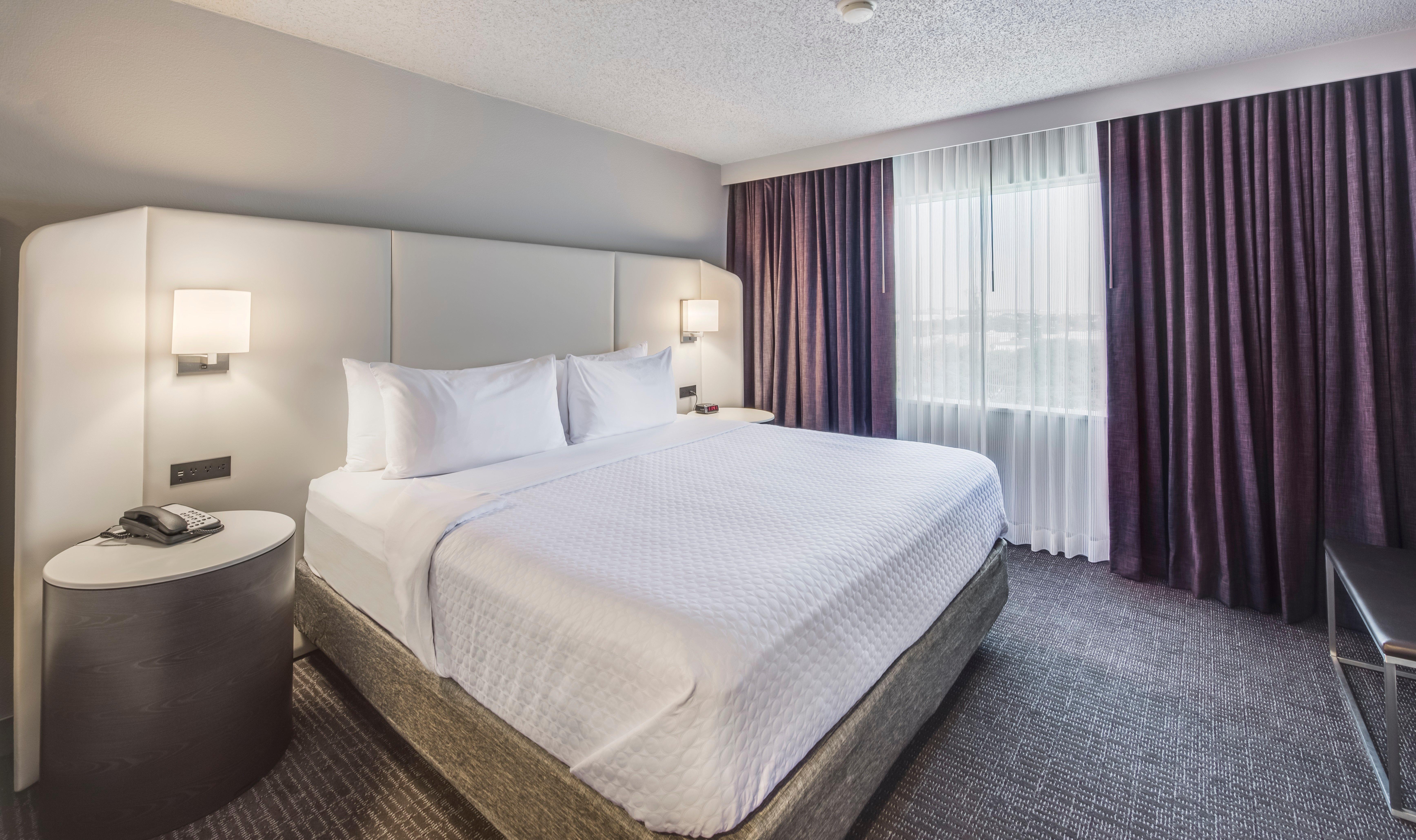 Crowne Plaza Suites Arlington By Ihg Extérieur photo